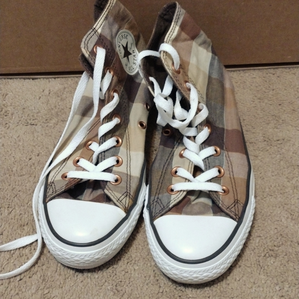 Plaid Converse
